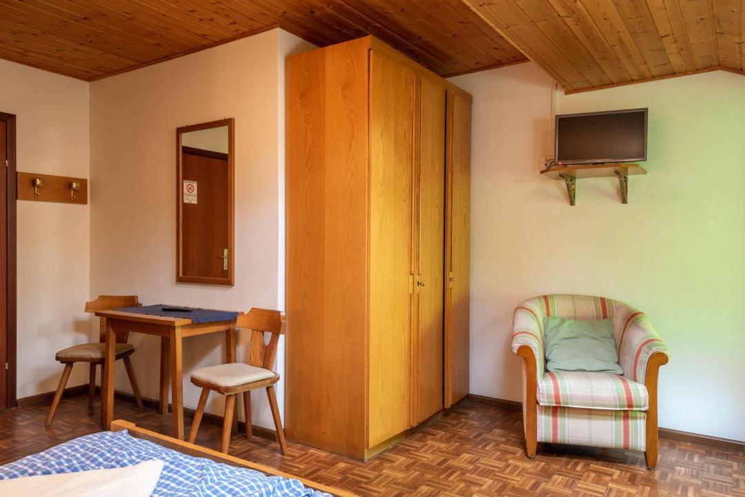 Appartements Pension Sonia Funes  Exterior foto
