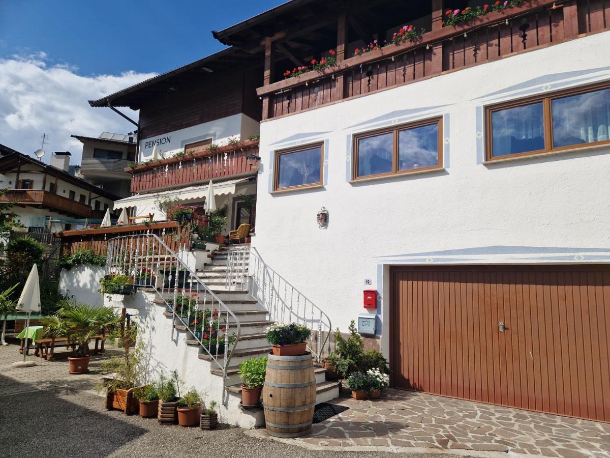 Appartements Pension Sonia Funes  Exterior foto